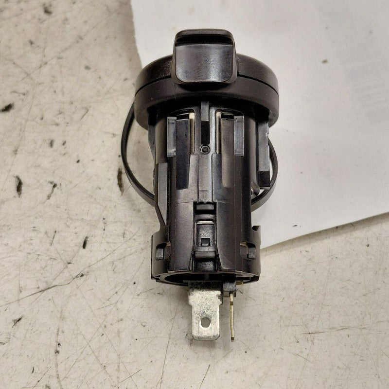 Subaru XV Crosstrek 12V Power Port Socket  2022 2021 2020 2019