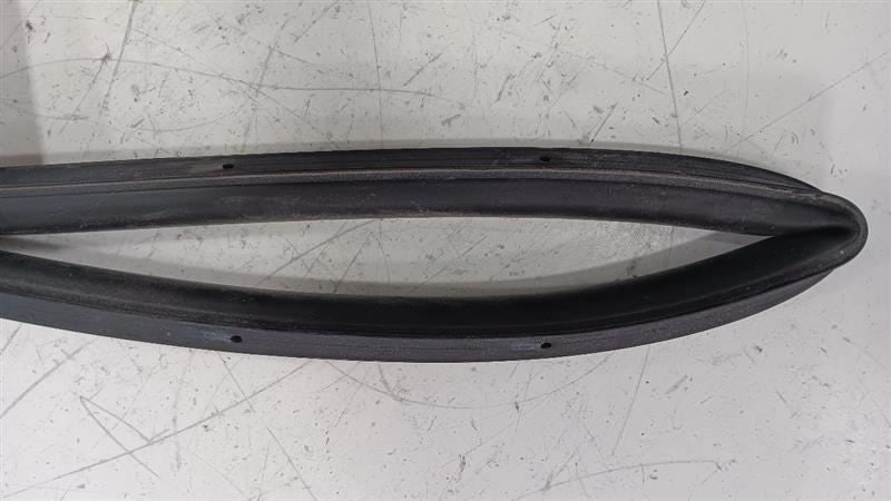 Buick Encore Cowl Vent Panel Hood Rubber Seal  2013 2014 2015 2016
