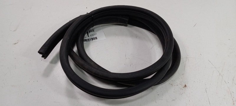 Kia Forte On Body Door Jamb Seal Rear Right Passenger Back 2010 2011 2012 2013