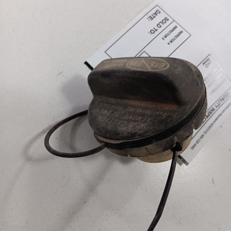 Toyota Yaris Gas Tank Fuel Cap  2020 2019 2018 2017 2016 OEM
