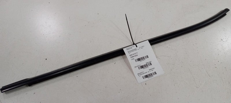 Kia Forte Door Glass Window Weather Strip Trim Front Right Passenger 2010 2011