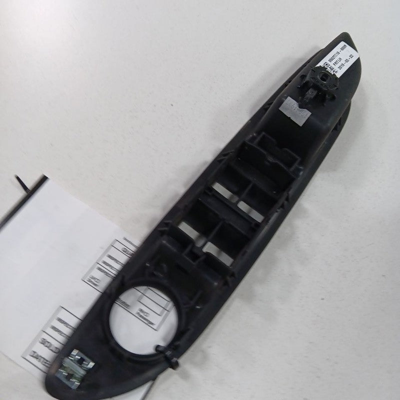 Buick Encore Window Switch Bezel Trim Left Front 2019 2018 2017