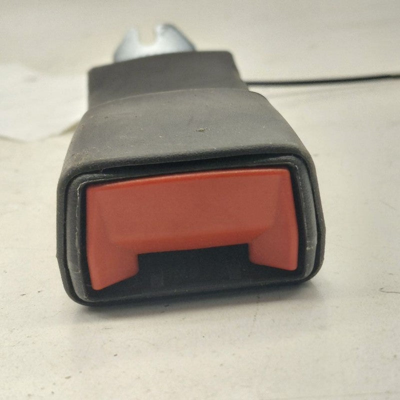 Chevy Volt Seat Belt Buckle Latch Right Passenger Rear Back  2016 2017