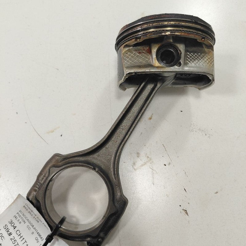 Chrysler 300 Single Piston With Connecting Rod   3.6 2017 2018 2019 OE