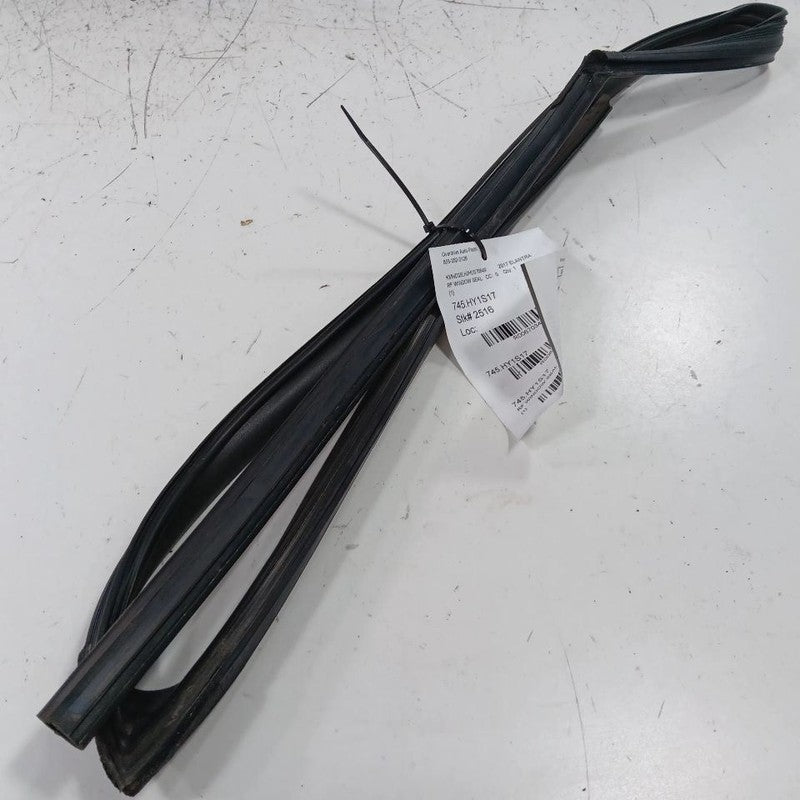 Hyundai Elantra Door Glass Window Seal Rubber Right Passenger Front  2