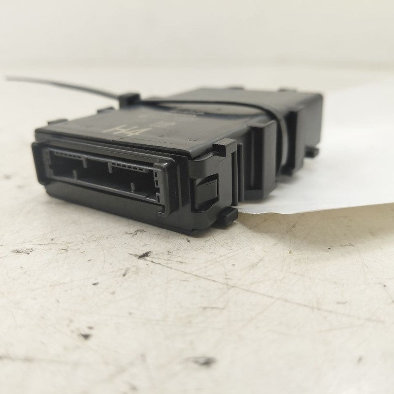 Network Gateway Control Module Fits 21-22 Toyota Prius