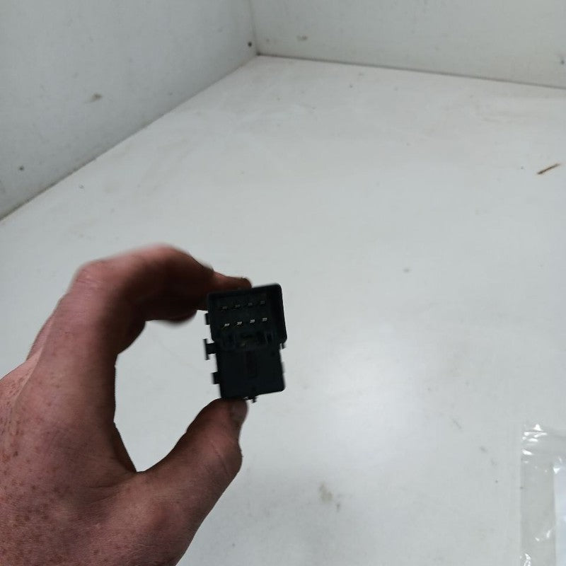 Ford Ecosport Power Window Switch Right Passenger Rear  2018 2019 2020