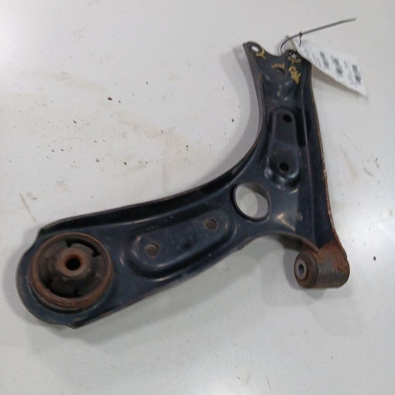 Passenger Right Lower Control Arm Front US Built Sedan 17-20 Hyundai E