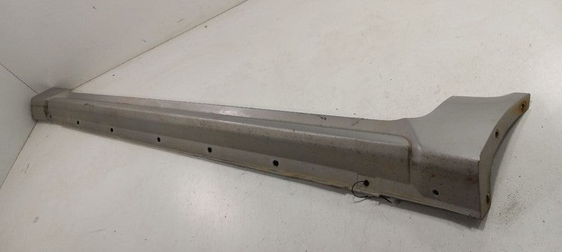 Saturn Vue Rocker Panel Trim Cover Molding Skirt Right Passenger Side 2008 2009 