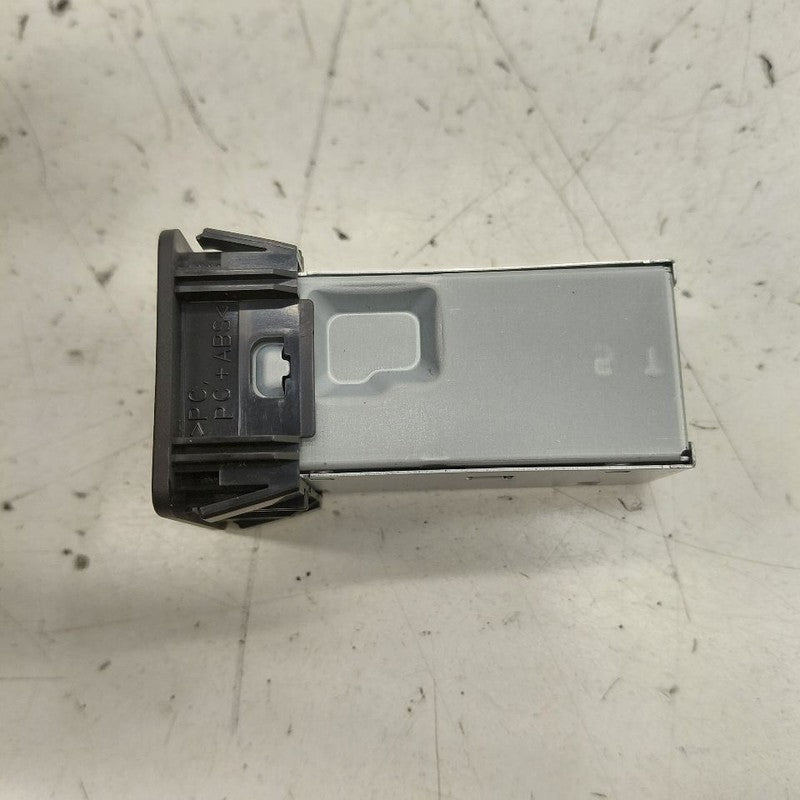 Honda HR-V USB Plug In Hub Port  2026 2025 2024 2023