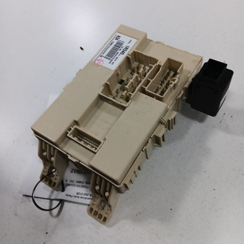 Hyundai Accent Cabin Fuse Box Interior Inner Under Dash 2017 2016 2015 2014 2013