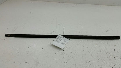 Chevy Cobalt Door Glass Window Weather Strip Trim Front Right Passenger 2010