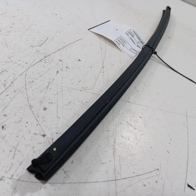 Hyundai Accent Right Rear Weather Strip Interior 2014 2015 2016 2016 2
