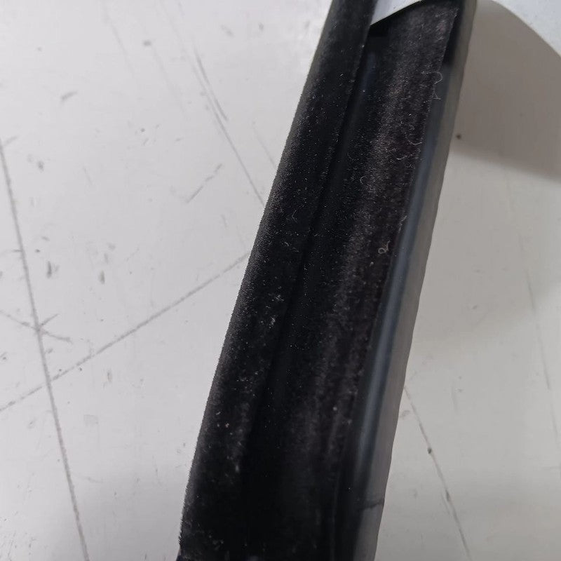 Ford Taurus Left Rear Weather Strip Interior  2019 2018 2017 2016 2015