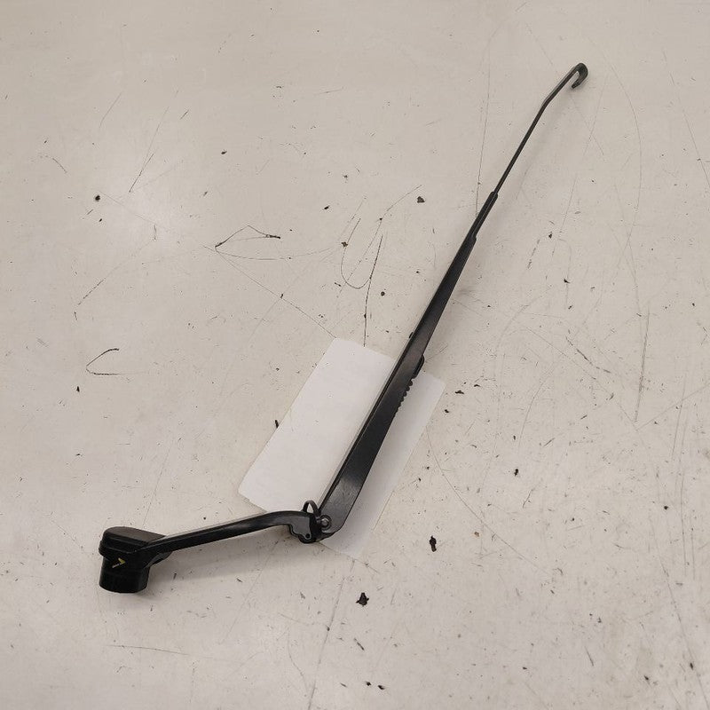 Mitsubishi Outlander   Windshield Wiper Arm Left Driver  2018 2017 201