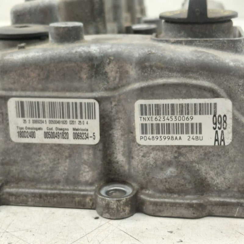 Fiat 500 X Model   Engine Cylinder Head Valve Cover  2.4 2016 2017