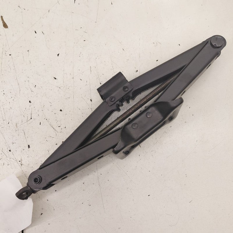Honda HR-V Spare Tire Changing Jack  2026 2025 2024 2023