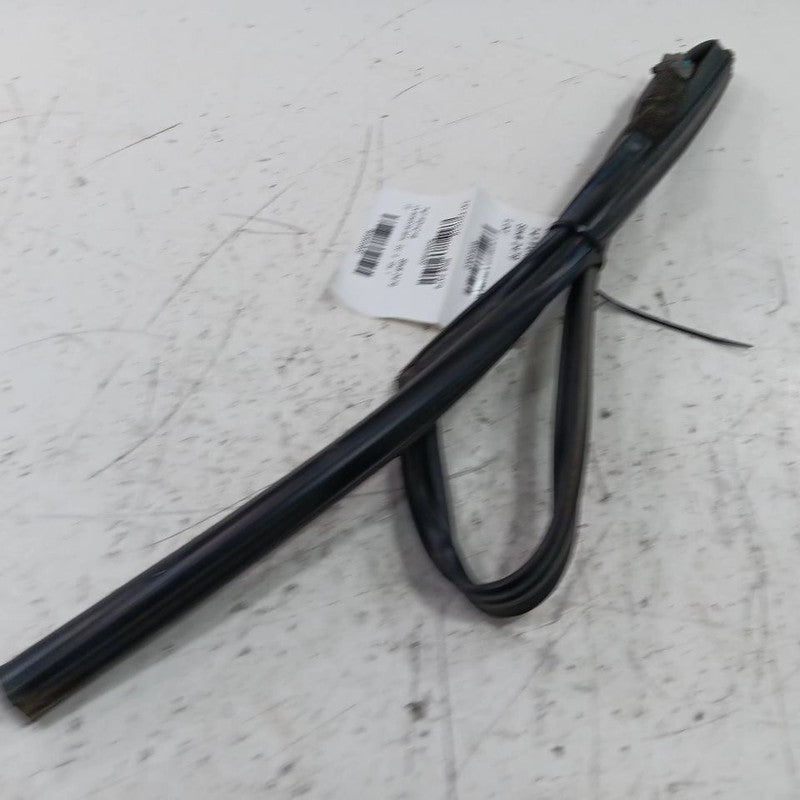 Ford Fiesta Door Glass Window Seal Rubber Left Rear Back  2014 2015 20