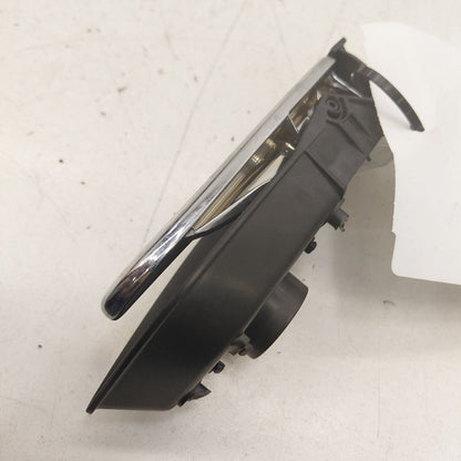 Chevy Trax Door Handle Right Passenger Front Interior Inside  2022 202