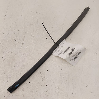 Hyundai Veloster Right Rear Weather Strip Interior  2017 2016 2015 201