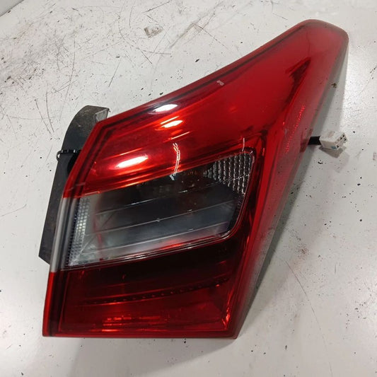 Passenger Right Tail Light Brake Lamp Hatchback GT Fits 13-17 ELANTRA