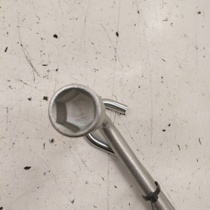 Honda HR-V Spare Tire Changing Wrench Tool  2026 2025 2024 2023