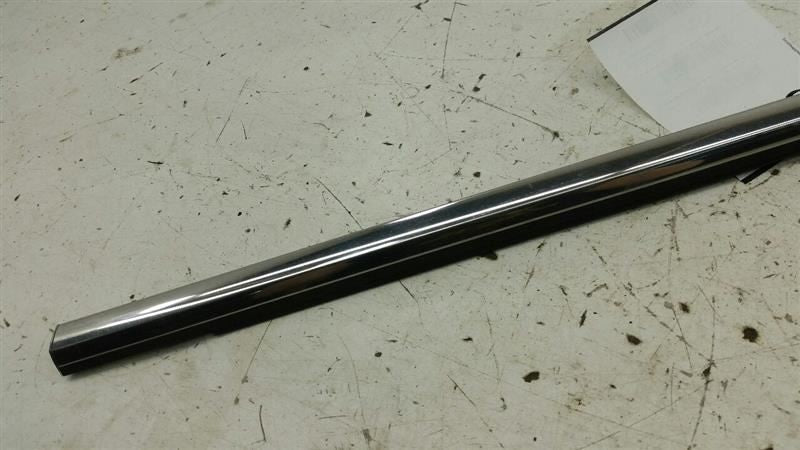 Chevy Malibu Door Glass Window Weather Strip Trim Front Left Driver 20