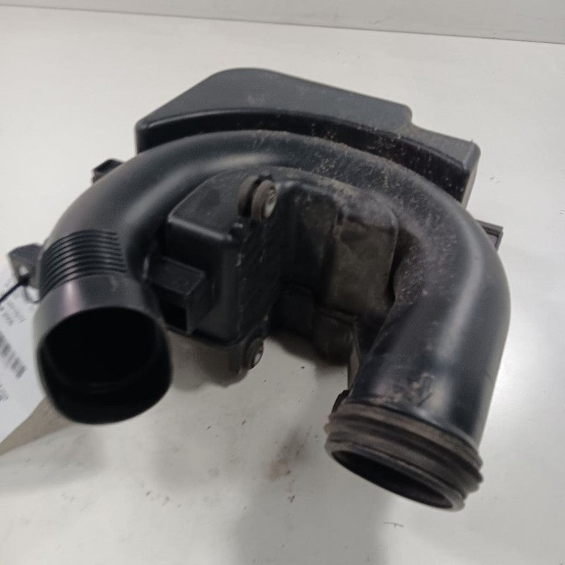 Hyundai Elantra Lower Air Cleaner Intake Air Resonator  2.0 2017 2018 