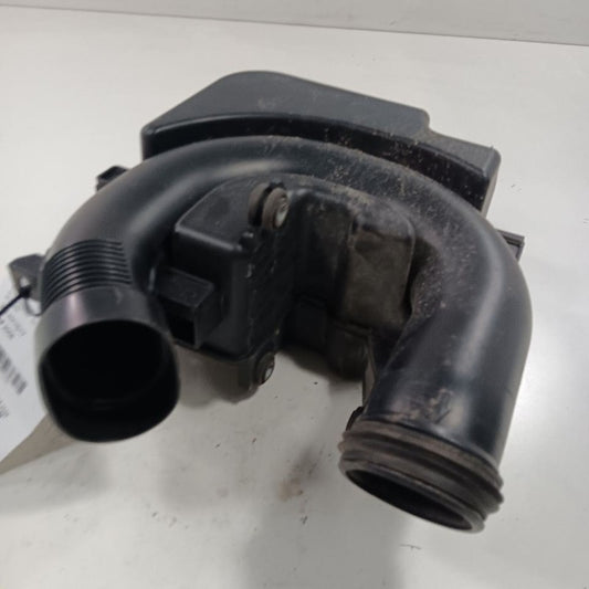Hyundai Elantra Lower Air Cleaner Intake Air Resonator  2.0 2017 2018 