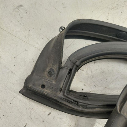 Hyundai Veloster On Door Seal Rubber Right Passenger Rear Back  2017 2