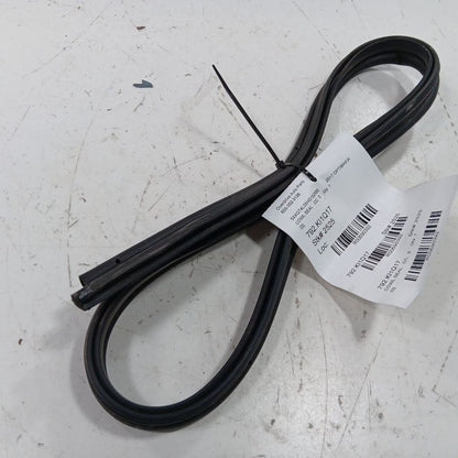 Kia Optima Cowl Vent Panel Hood Rubber Seal  2018 2017 2016