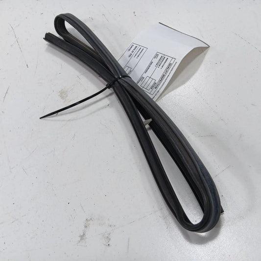 INFINITI Q50 Cowl Vent Panel Hood Rubber Seal  2014 2015 2016 2017 2018