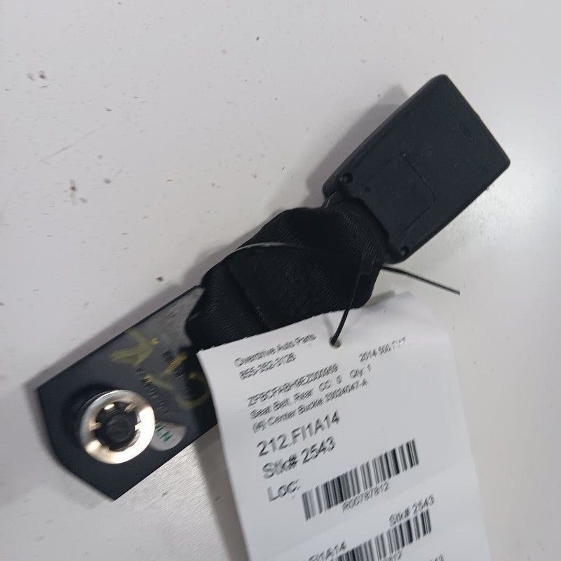 Fiat 500 Rear Back Center Seat Belt Buckle Latch {33024047-A} 2014 2015 2016
