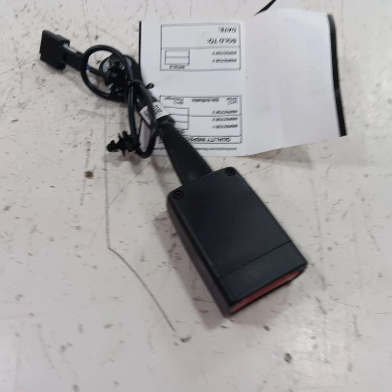 Seat Belt Front Passenger Right Buckle Latch Fits 13-20 TRAX OEM