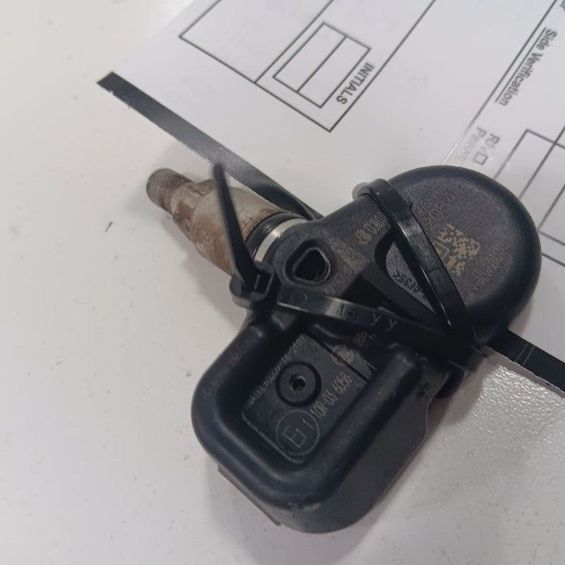 Toyota Corolla TPMS Tire Pressure Monitor System Sensor  2019 2018 201