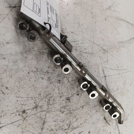 Hyundai Tucson Fuel Rail Injection Injector Mount Bar  2019 2020 2021 