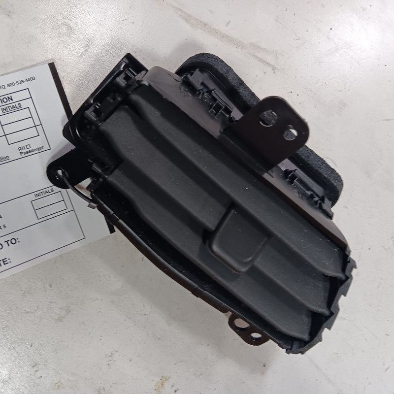 Chevy Malibu Dash Air Vent Right Passenger 2019 2020 2021 2022