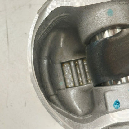 Nissan Versa Single Piston With Connecting Rod   1.6 2024 2023 2022 20