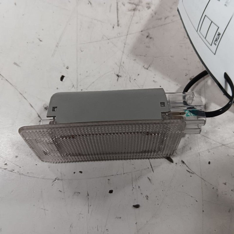 Nissan LEAF Dome Light Roof Lamp  2013 2014 2015 2016 2017 OEM