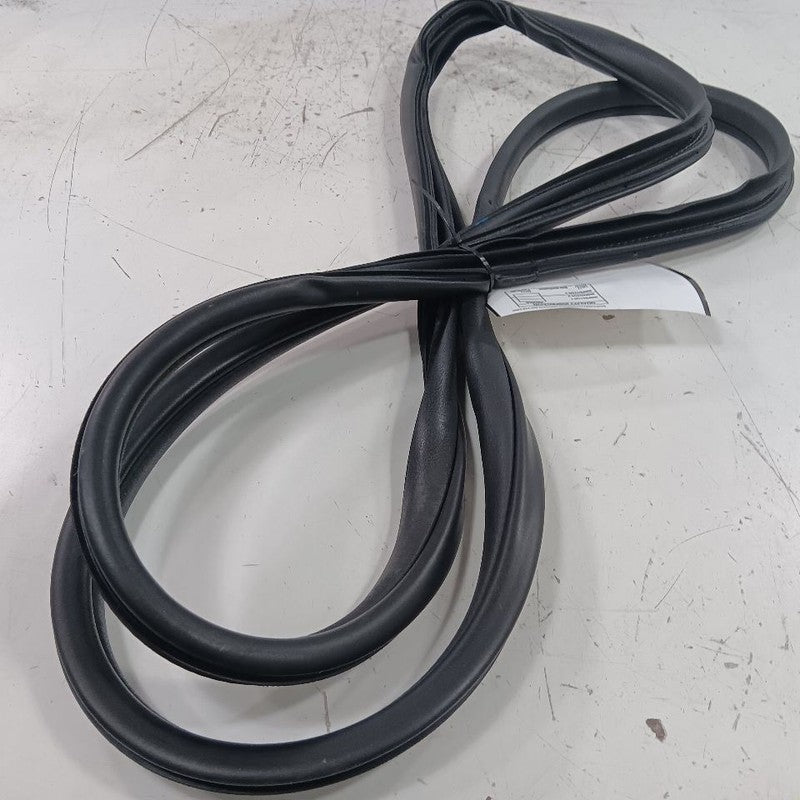 Acura ILX On Body Door Jamb Seal Gasket Front Left Driver  2016 2017 2