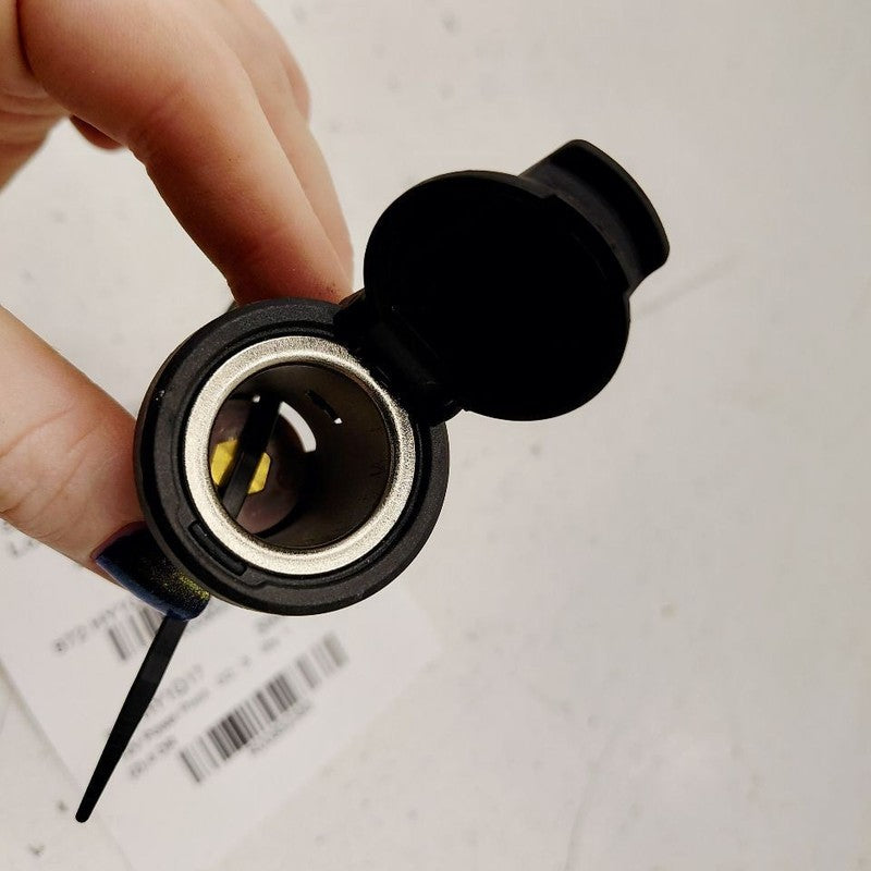 Hyundai Sonata 12V Power Port Socket  2017 2016 2015 OEM