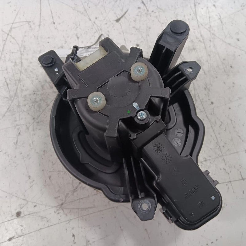 Blower Motor Fits 22-23 Jeep Compass OEM