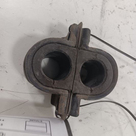 Ford Ecosport Front Sway Bar Bushing Mounting Bracket  2022 2021 2020 