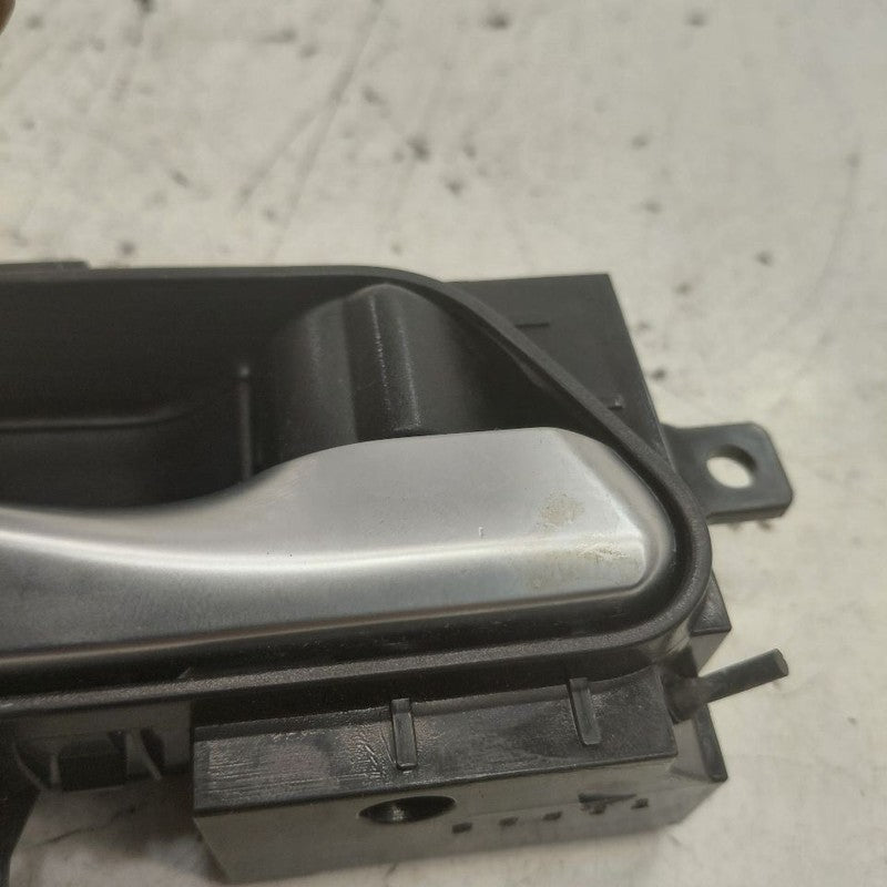Nissan Rogue Door Handle Right Passenger Front Interior Inside  2021 2