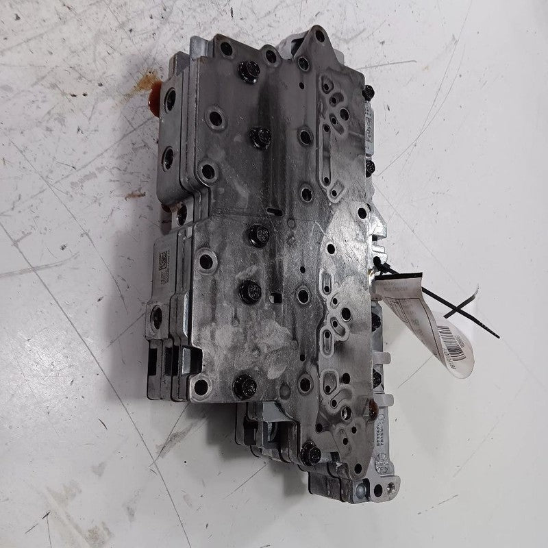 Ford Taurus Automatic Transmission Valve Body  2019 2018 2017 2016 201