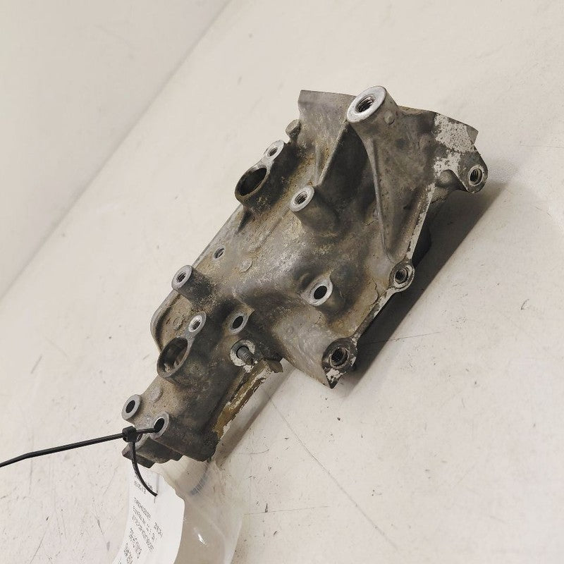 Honda CR-V Fuel Pump Mount Bracket  1.5 2017 2018 2019