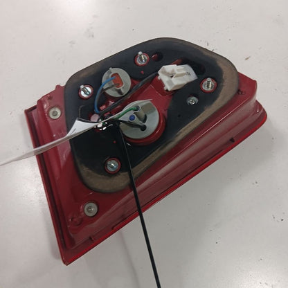 Driver Left Tail Light Brake Lamp Gate Mounted Incandescent 16-18 Kia Sorento