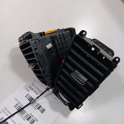 Hyundai Elantra Dash Air Vent Center Middle  2017 2018 2019 2020