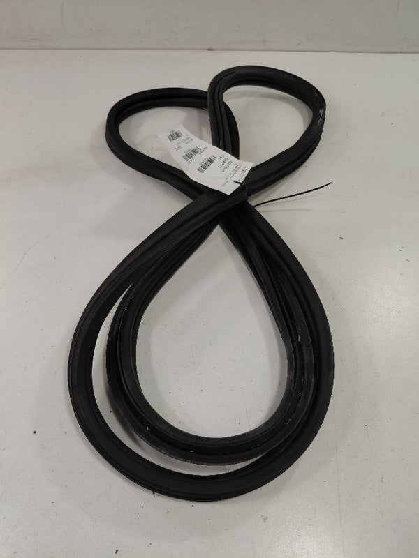 Fiat 500 Trunk Lid Hatch Door Rear Back Rubber Seal  2016 2017 2018 OE