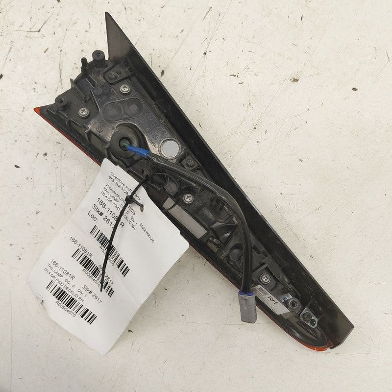 Passenger Right Tail Light Brake Lamp VIN Fu 7th And 8th Dgit 19-22 To